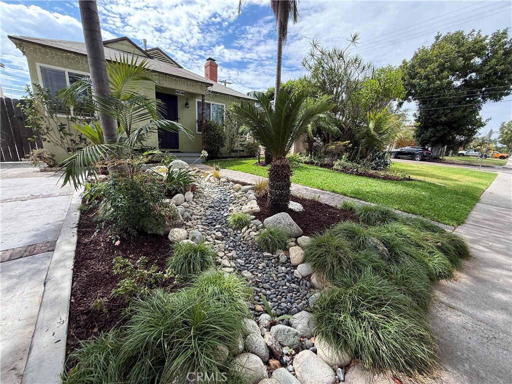 10411 Pinehurst