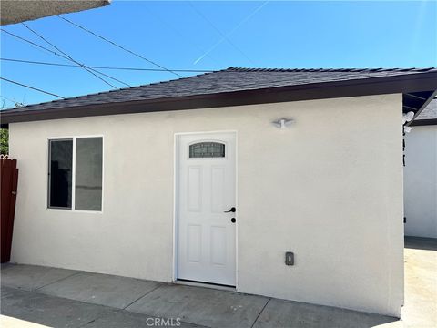 Photo of 340 N 4TH ST St #B, Montebello, CA 90640 (MLS # MB26044640)