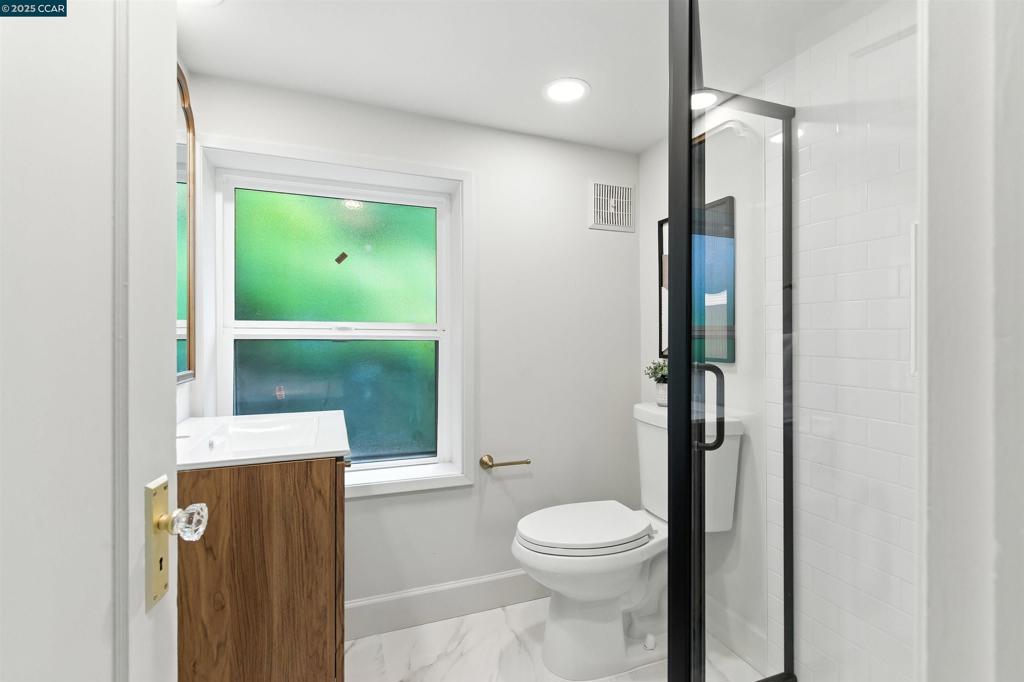 UPPER ROCKRIDGE - Residential