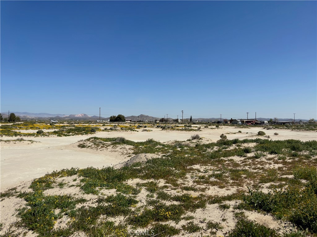Over 2.5 acres of residential land zoned LCD22, located on 45th Street West, a dirt road just a short drive off paved Avenue A. This property offers the perfect mix of privacy and convenience—spacious enough for your future plans while still near neighboring homes and only minutes from the 14 Freeway. Some images are sourced from Google Earth, Open Map, and Google Maps