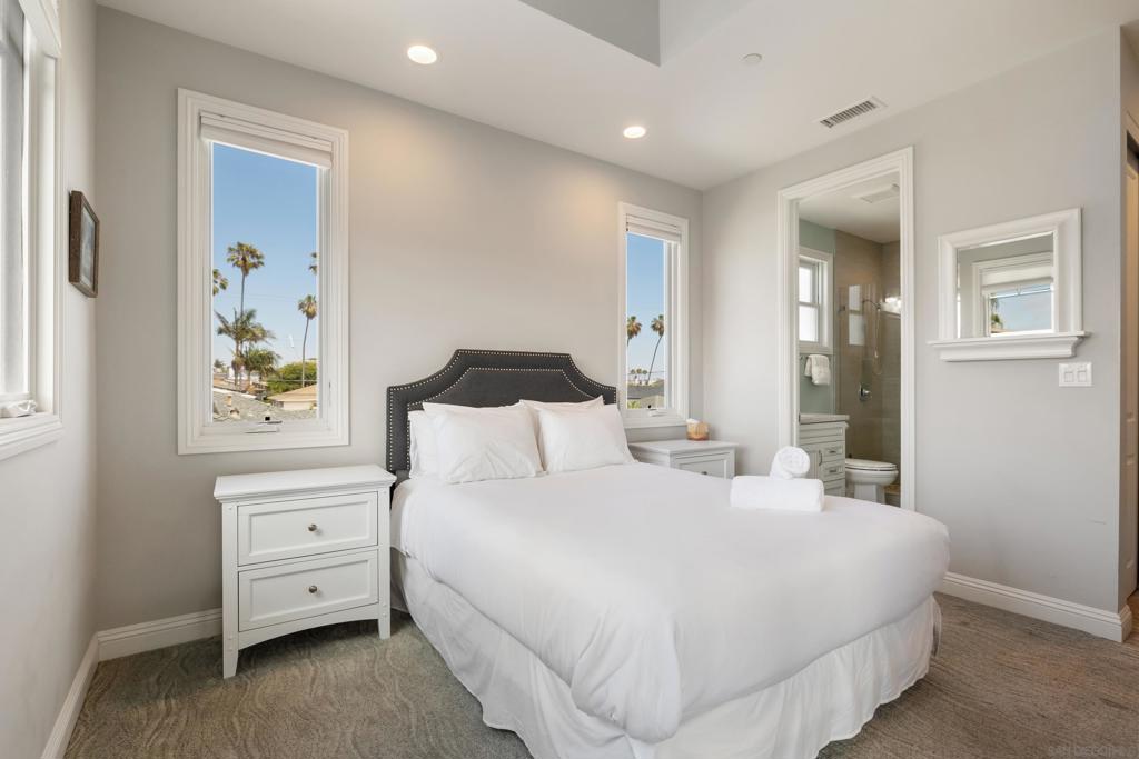 Pacific Beach - Residential