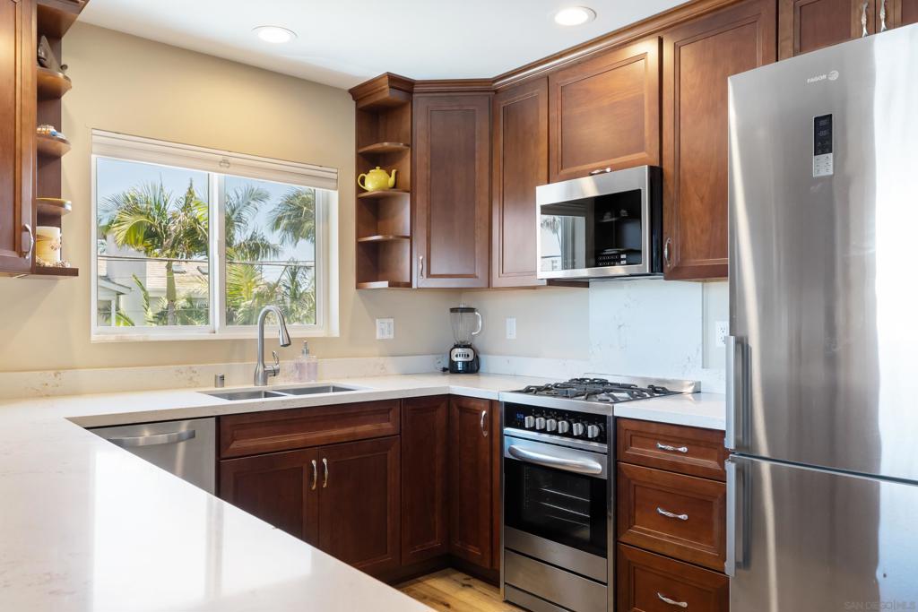 Pacific Beach - Residential