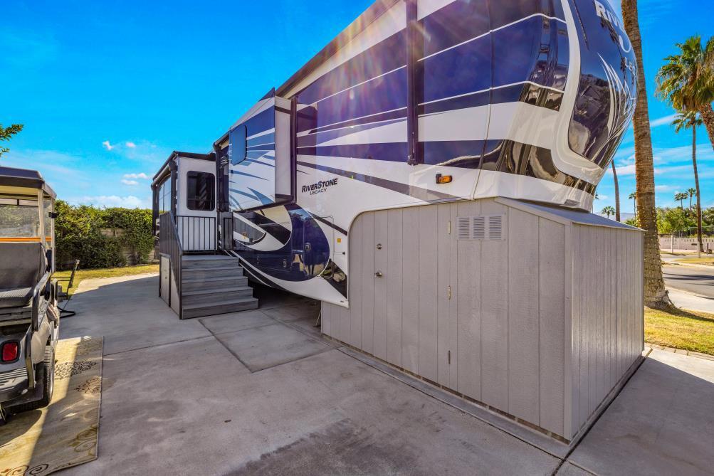 Outdoor Resorts Palm Springs - Land