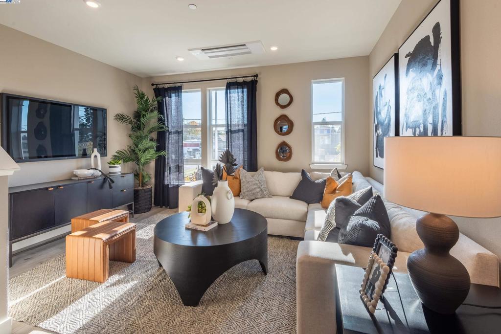 ALAMEDA - Residential