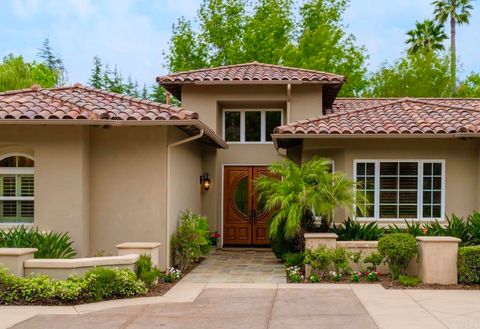 17203 El Caporal Rancho Santa Fe CA 92067