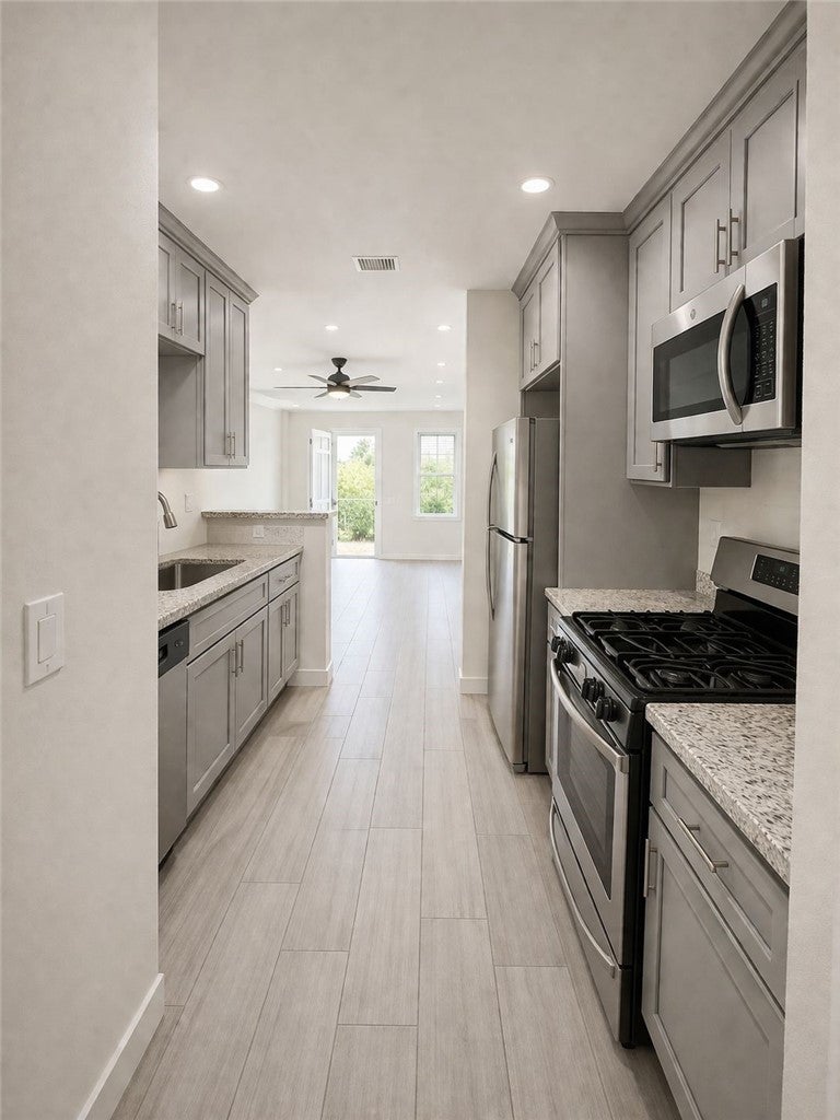 309 W Alhambra