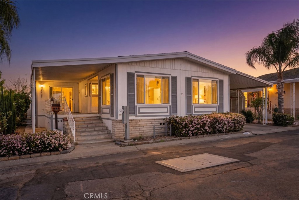 27701 Murrieta Road 227