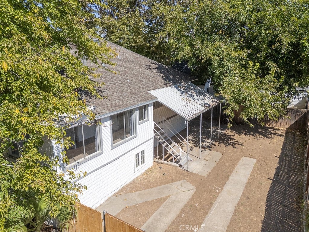 1585 Sycamore Street
