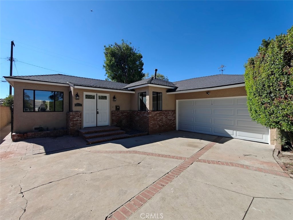 Step into this beautifully renovated 2-bedroom, 2-bath home with a bonus office space, nestled in one of Reseda’s most desirable tree-lined neighborhoods. With 1,625 square feet of thoughtfully designed living space and a spacious 6,611 sq ft lot, this property offers comfort, style, and convenience in equal measure.
The interior features a modern kitchen with designer cabinets and appliances, new carpet, wood, and tile flooring, and a master suite with excellent closet space. A large interior laundry room and central air and heat add everyday ease, while the landscaped, park-sized backyard invites outdoor enjoyment.
Located within walking distance to schools and minutes from Fallbrook Mall, Westfield Promenade, and freeways 101 & 405, this home is ideal for families and professionals seeking a peaceful retreat with urban accessibility.