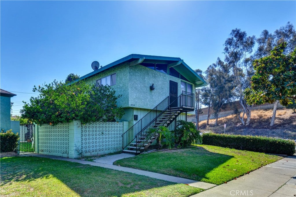 2442 Sherbrook