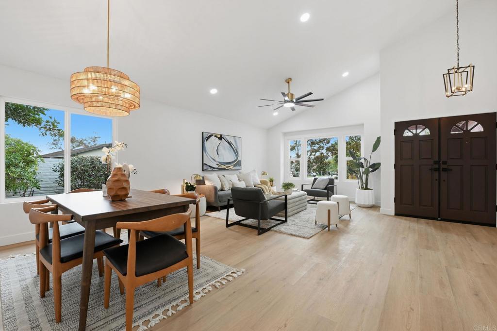 1103 Calle Christopher