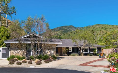 Photo of 6202 Frondosa Drive, Malibu, CA 90265 (MLS # 26673851)