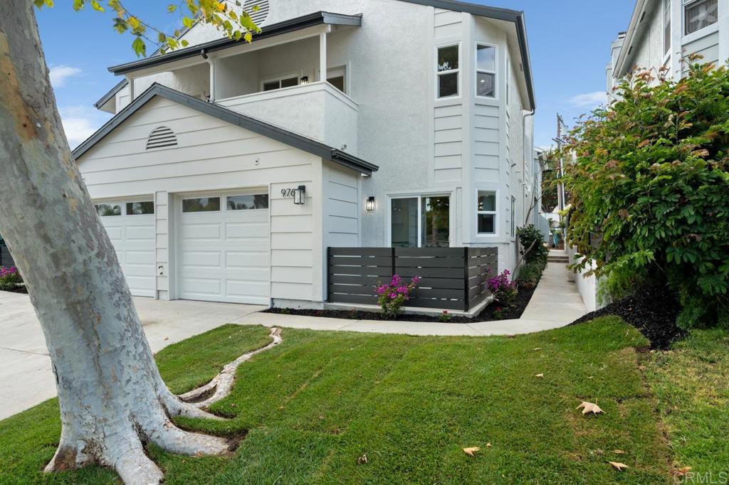 976 Sapphire Street, San Diego CA 92109
