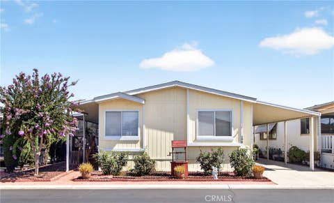 Photo of 1300 W Menlo Avenue #198, Hemet, CA 92543 (MLS # SW26168478)