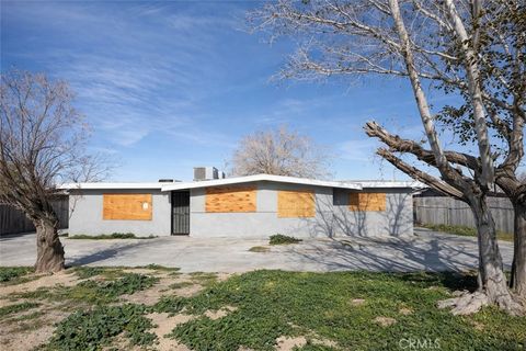 Photo of 12028 Chamberlaine Way, Adelanto, CA 92301 (MLS # BB26013892)
