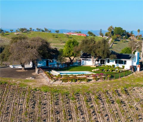 Tiny photo for 550 Villa Lots Rd Rd, Paso Robles, CA 93446 (MLS # NS26074510)