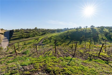 Tiny photo for 550 Villa Lots Rd Rd, Paso Robles, CA 93446 (MLS # NS26074510)