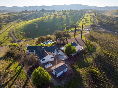 Tiny photo for 550 Villa Lots Rd Rd, Paso Robles, CA 93446 (MLS # NS26074510)