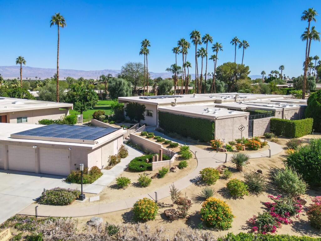 Sandpiper Palm Deser - Residential