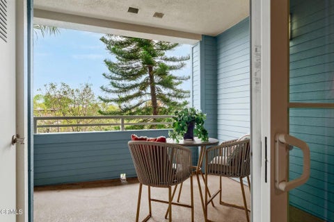 Tiny photo for 1532 Seabridge Lane, Oxnard, CA 93035 (MLS # V1-38858)