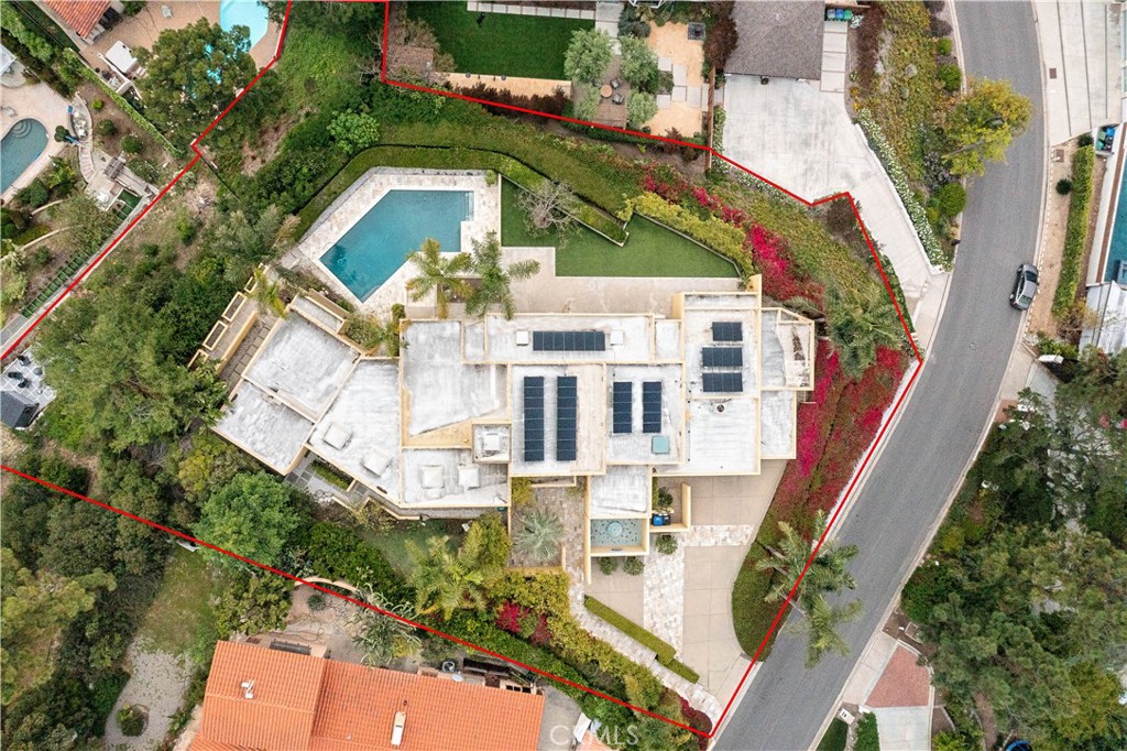 10272 Overhill Drive