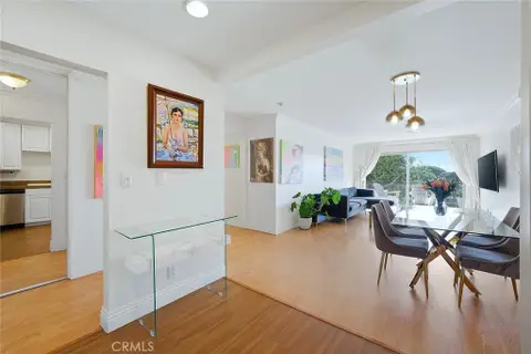 MLS: OC26095549