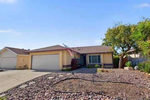 1461 Autumn Woods Pl. Escondido CA 92029