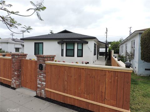 10814 Saint James South Gate CA 90280