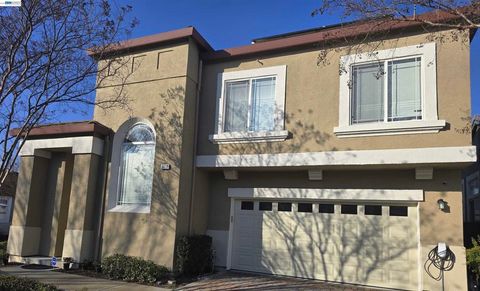 Photo of 6418 Tiffany Cmn, Livermore, CA 94551 (MLS # 41126198)
