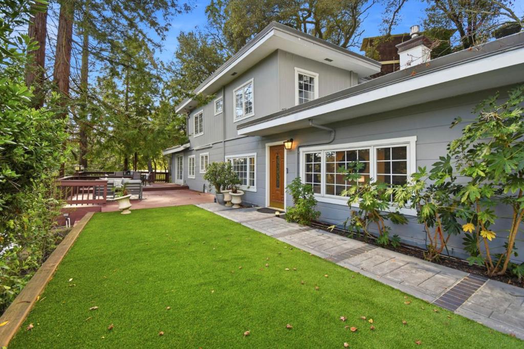 285 Camino Pablo