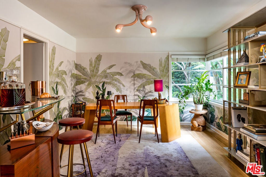 2331 Outpost Drive, Los Angeles CA 90068