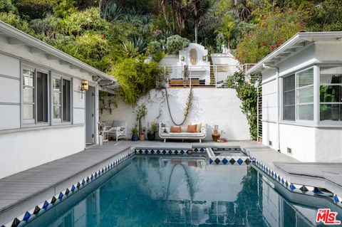 Photo of 2331 Outpost Drive, Los Angeles, CA 90068 (MLS # 25629397)