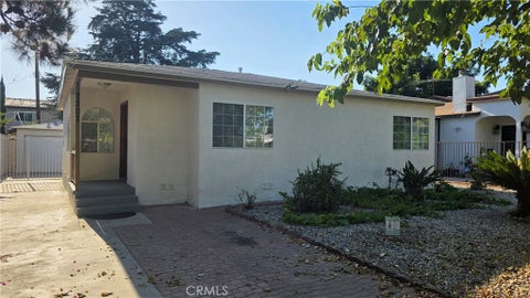 Photo of 7307 Tyrone AVE, Van Nuys, CA 91405 (MLS # SR26187925)