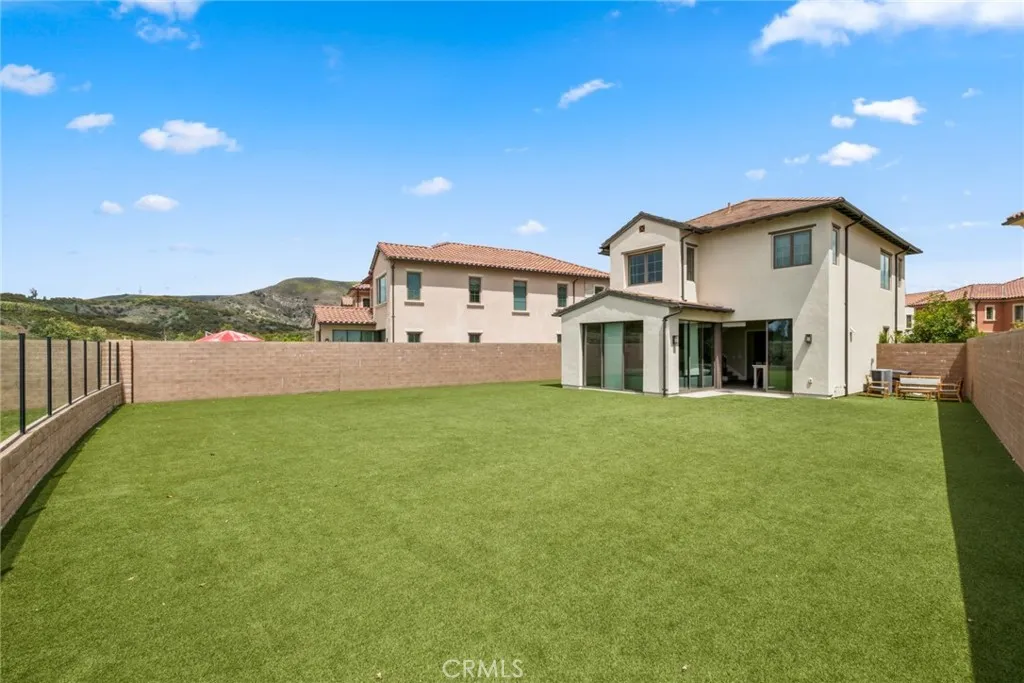 Irvine, California 92602, United States, 4 Bedrooms Bedrooms, ,3 BathroomsBathrooms,Residential,Active,246264