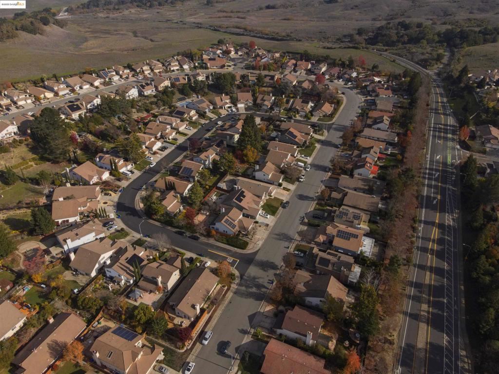 CARRIAGE HILLS N - Residential