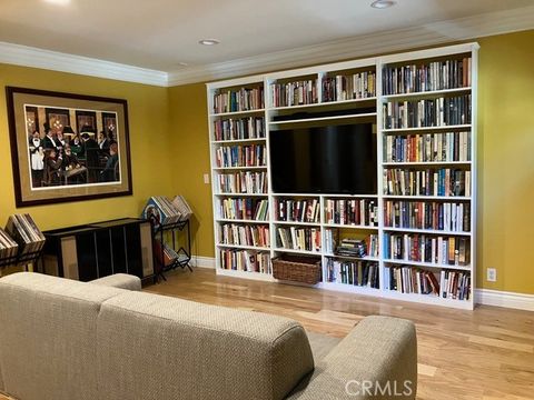 11138 Aqua Vista Street 67 Studio City CA 91602