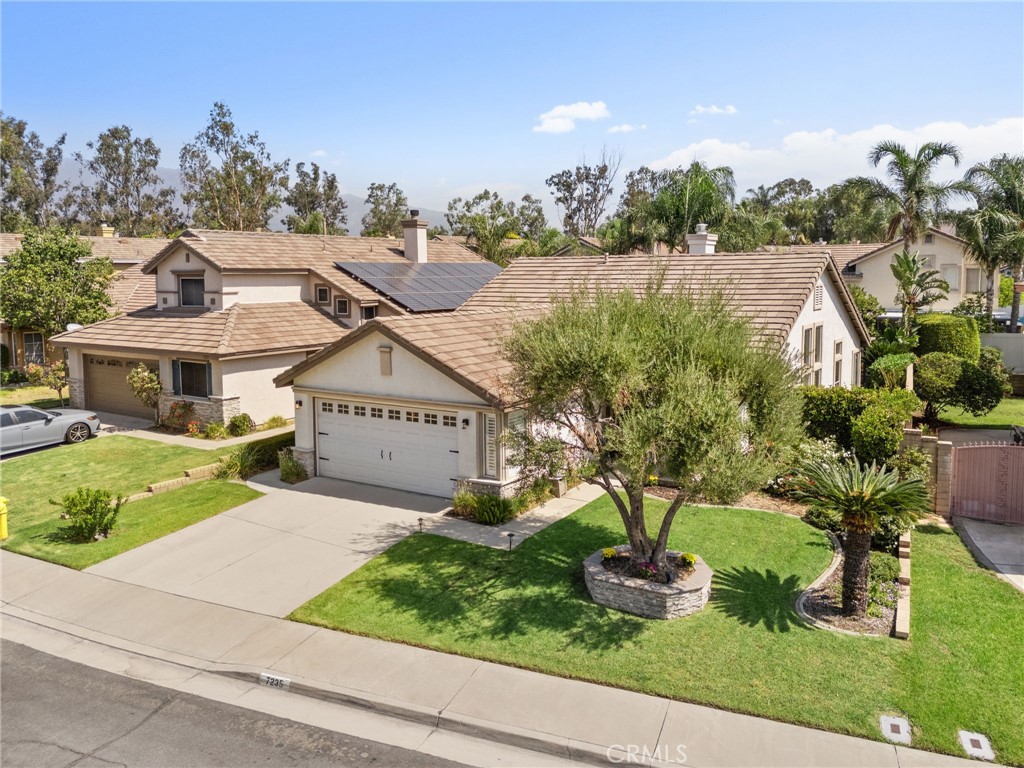 This well maintained 3- bed, 2-bath home is not too big and not too small it's "just right" and full of updates. One bedroom is currently set up as a stylish office with built-in bookshelves and desk. (seller will remove if you prefer a traditional bedroom). The bathrooms and kitchen have all been updated recently.
Throughout the house you will find newer lighting, window coverings, plantation shutters, new appliances, and a brand new sliding door leading to your beautiful low maintenance back yard and covered patio. The home has automatic sprinklers and drip system and has been painted inside and out a little over a year ago. The garage has a workbench and good storage that will come in handy.
Located in a highly desirable neighborhood, you will be close to parks, top rated schools, grocery stores, and the shopping and dining of Victoria Gardens- all with quick access to the 210, 15 and 10 Freeways and Ontario Airport.
If you are looking for a move-in-ready home with all the right touches, this one truly feels just right.