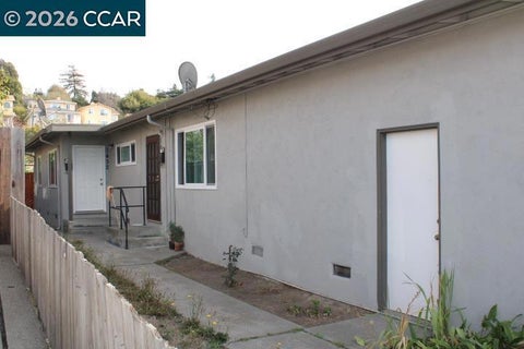 Photo of 1432 Amador St, San Pablo, CA 94806 (MLS # 41152697)