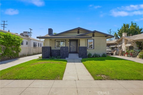 Photo of 1724 W 43rd Street, Los Angeles, CA 90062 (MLS # MB26217267)