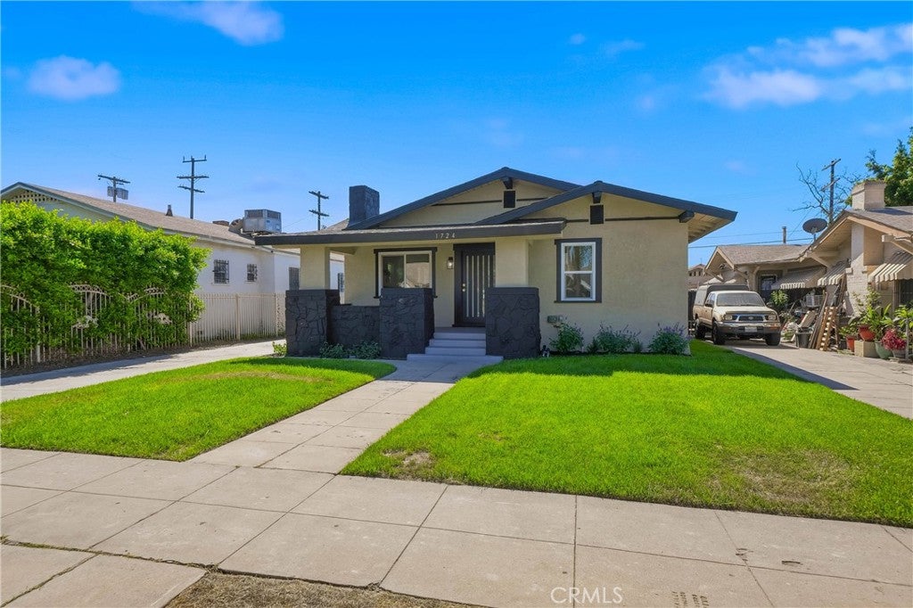 1724 W 43rd Street