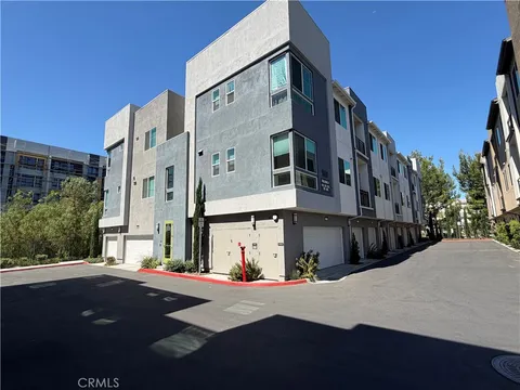 MLS: OC26151812