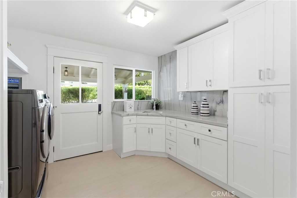 San Clemente, California, 92672, United States, 4 Bedrooms Bedrooms, ,3 BathroomsBathrooms,Residential,Active,2035617