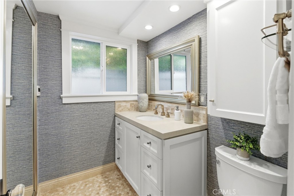 San Clemente, California, 92672, United States, 4 Bedrooms Bedrooms, ,3 BathroomsBathrooms,Residential,Active,2035617