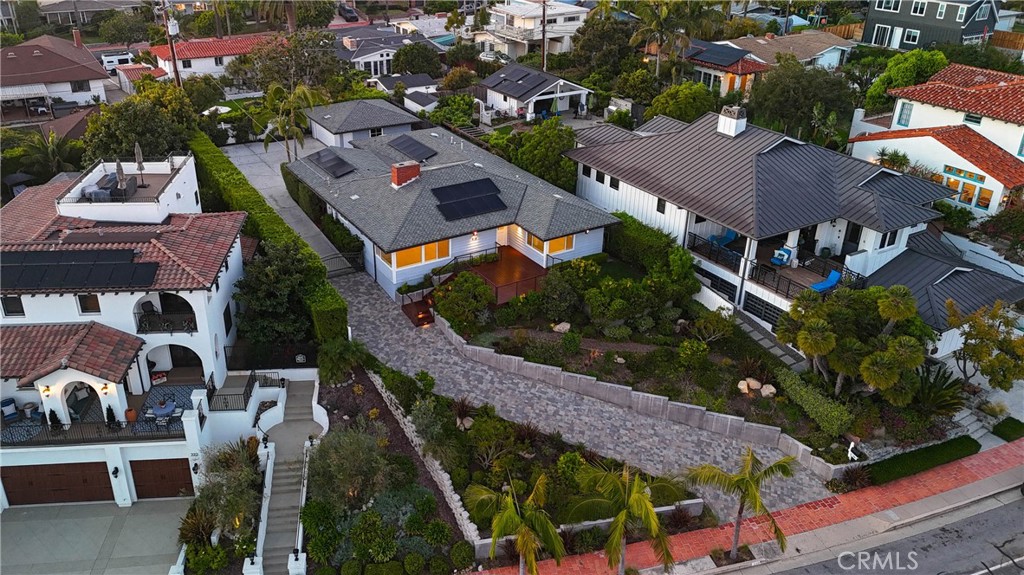 San Clemente, California, 92672, United States, 4 Bedrooms Bedrooms, ,3 BathroomsBathrooms,Residential,Active,2035617