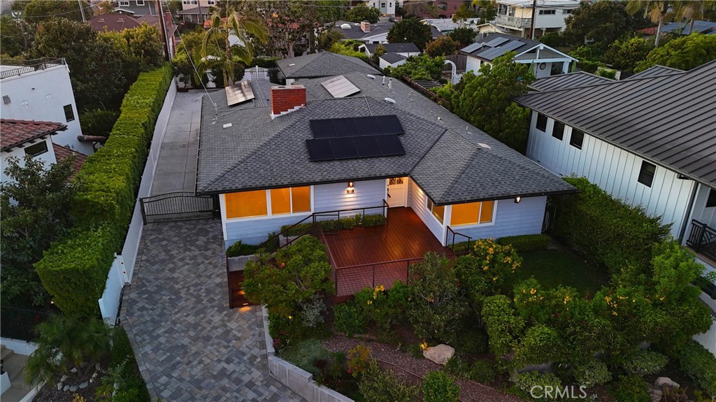 San Clemente, California, 92672, United States, 4 Bedrooms Bedrooms, ,3 BathroomsBathrooms,Residential,Active,2035617