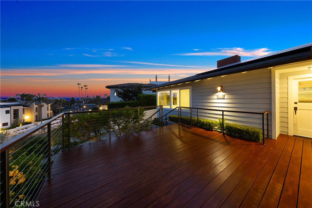 220 W Paseo de Cristobal