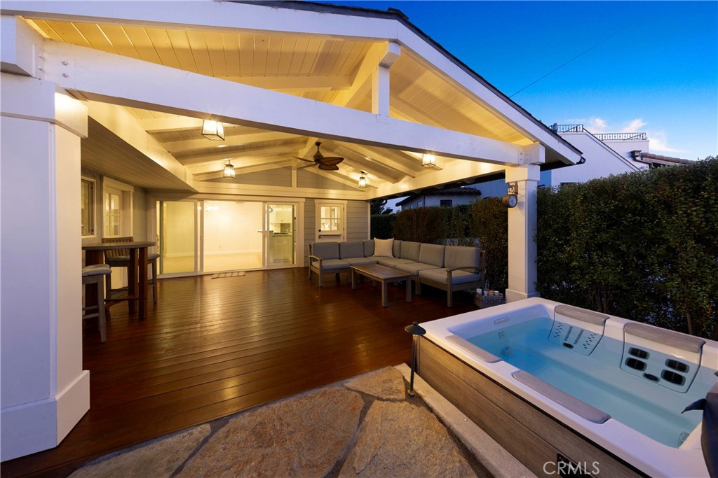 San Clemente, California, 92672, United States, 4 Bedrooms Bedrooms, ,3 BathroomsBathrooms,Residential,Active,2035617
