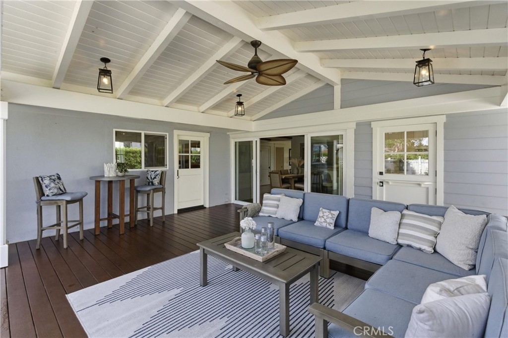 San Clemente, California, 92672, United States, 4 Bedrooms Bedrooms, ,3 BathroomsBathrooms,Residential,Active,2035617