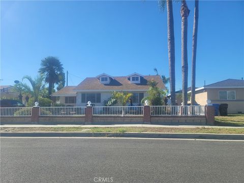 Photo of 7214 Luxor Street, Downey, CA 90241 (MLS # PW25242079)