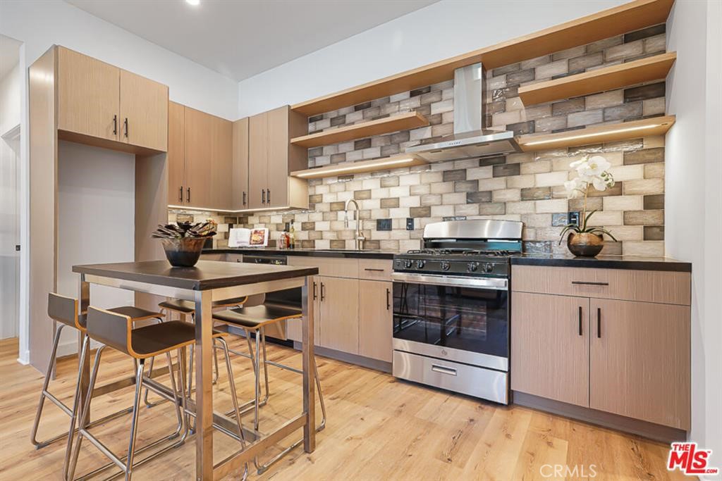 22645 Burbank Boulevard